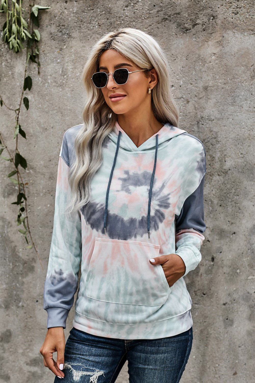 Tie-dye Print Pullover Hoodie